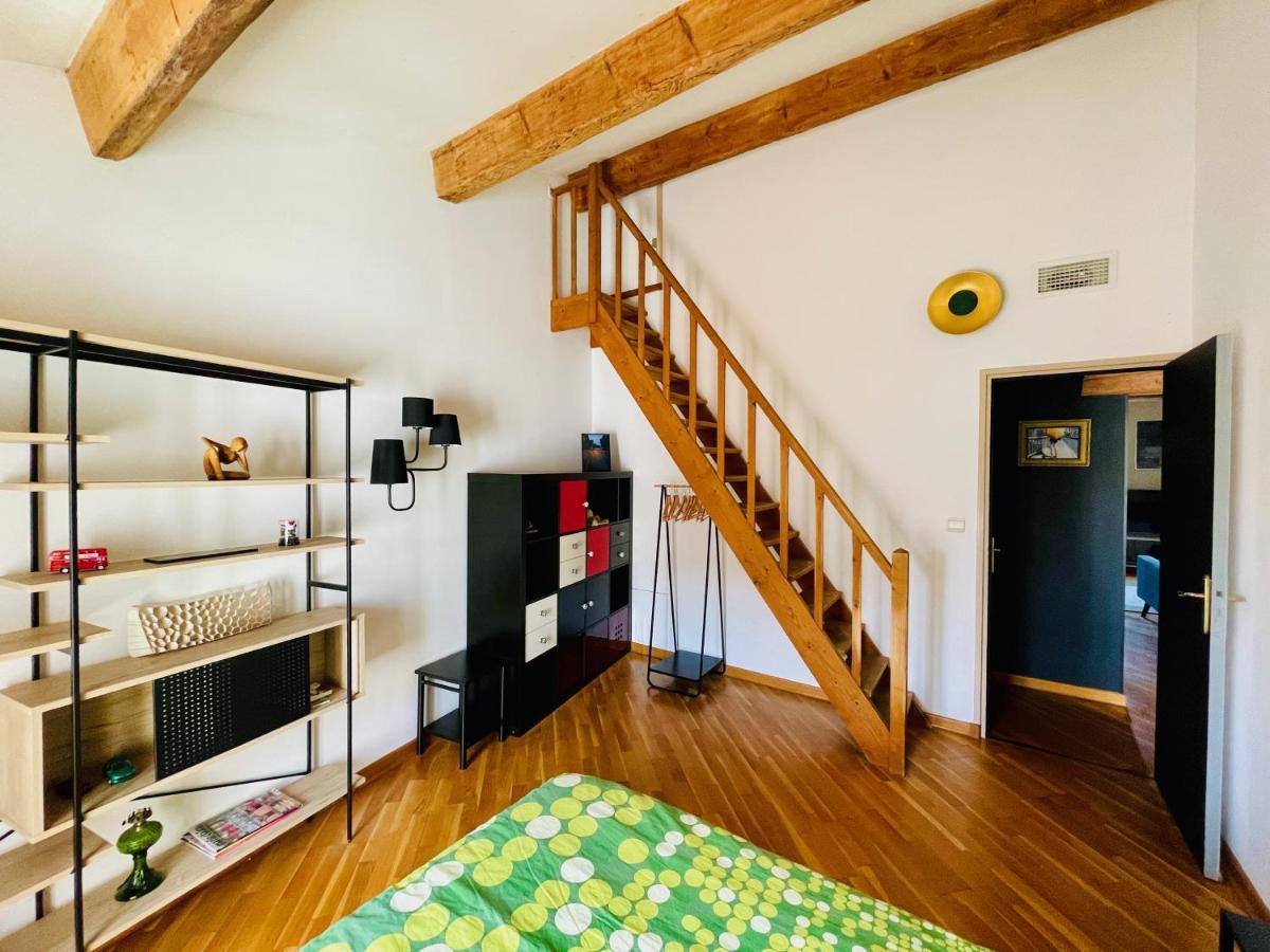 L'Atypique - T3 Grande Terrasse, Bbq Vue Et Cheminee Apartman Avignon Kültér fotó